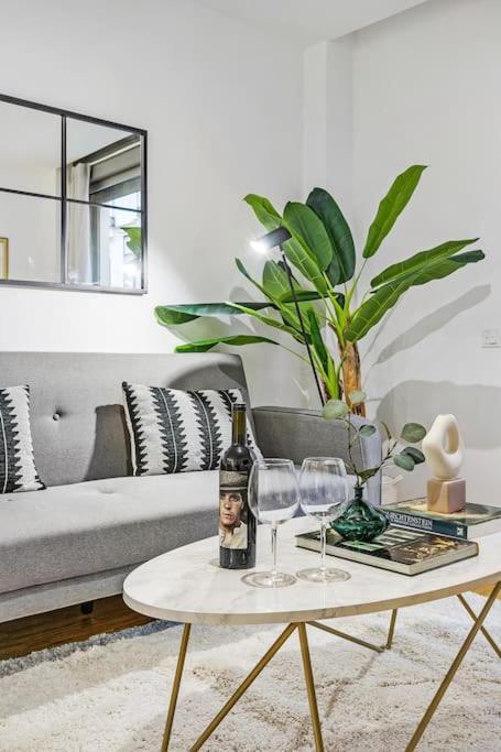 New Heima Gran Via 2A Appartement Madrid Buitenkant foto