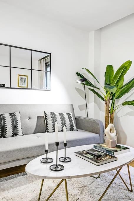 New Heima Gran Via 2A Appartement Madrid Buitenkant foto