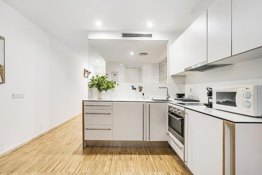 New Heima Gran Via 2A Appartement Madrid Buitenkant foto